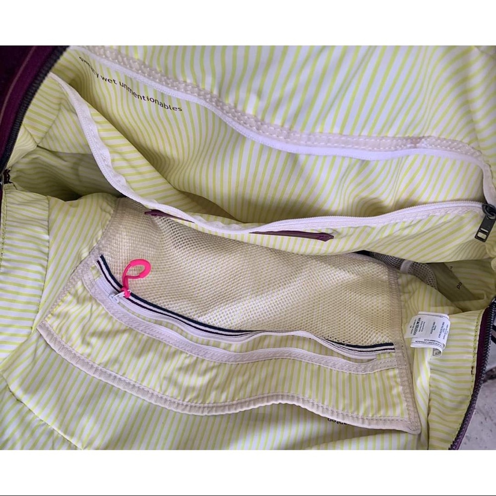 Happy Hatha Hour Navy/Maroon/Hot Pink Yoga Bag - Picture 4 of 8